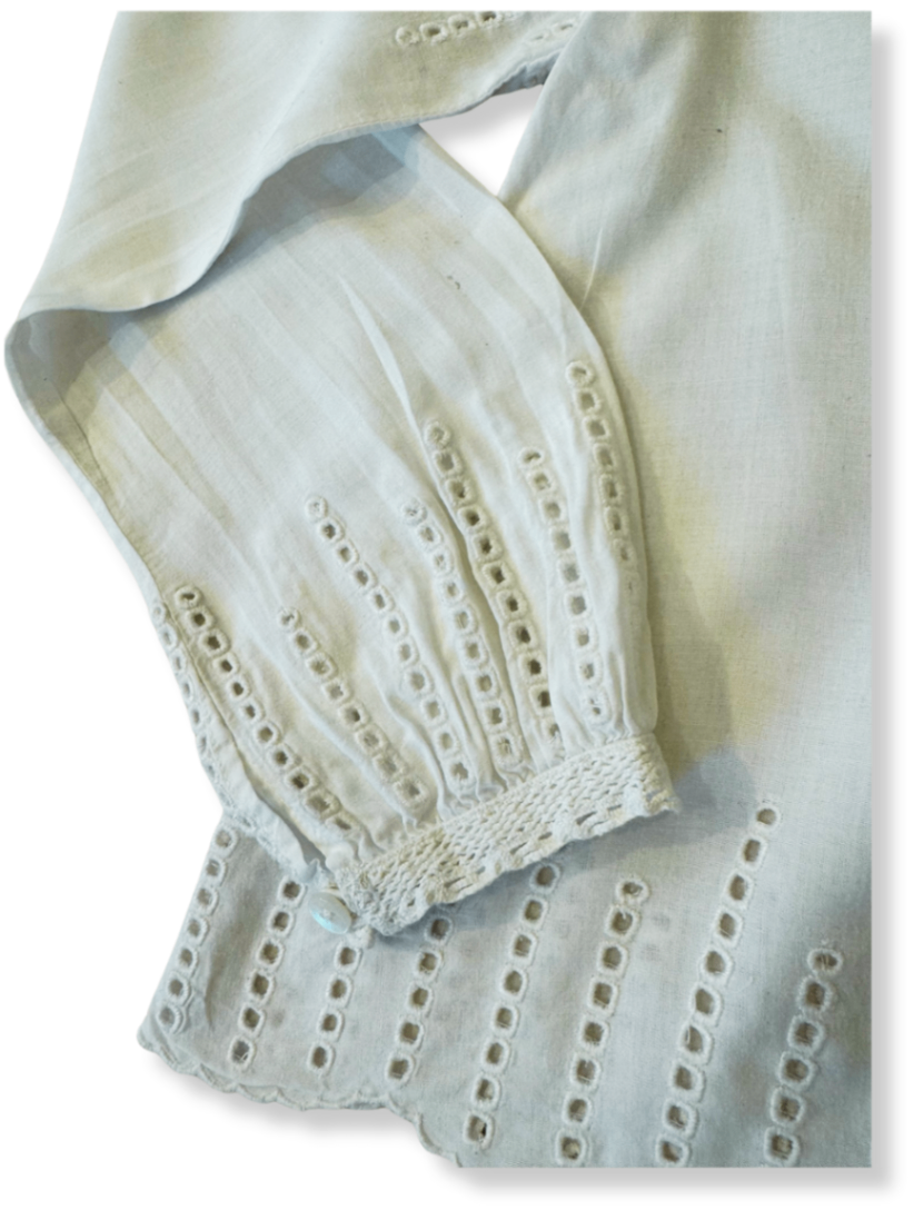 Bluse mit Lochstickerei Weiß Gr.10 | Les Coyotes de Paris