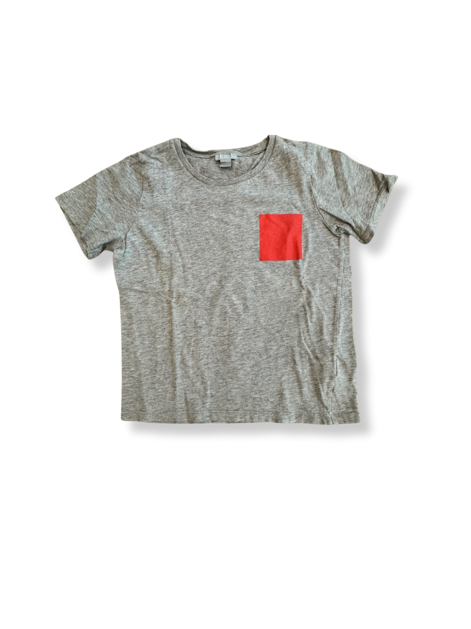 T-Shirt Grau mit roter Tasche Gr.122 | COS