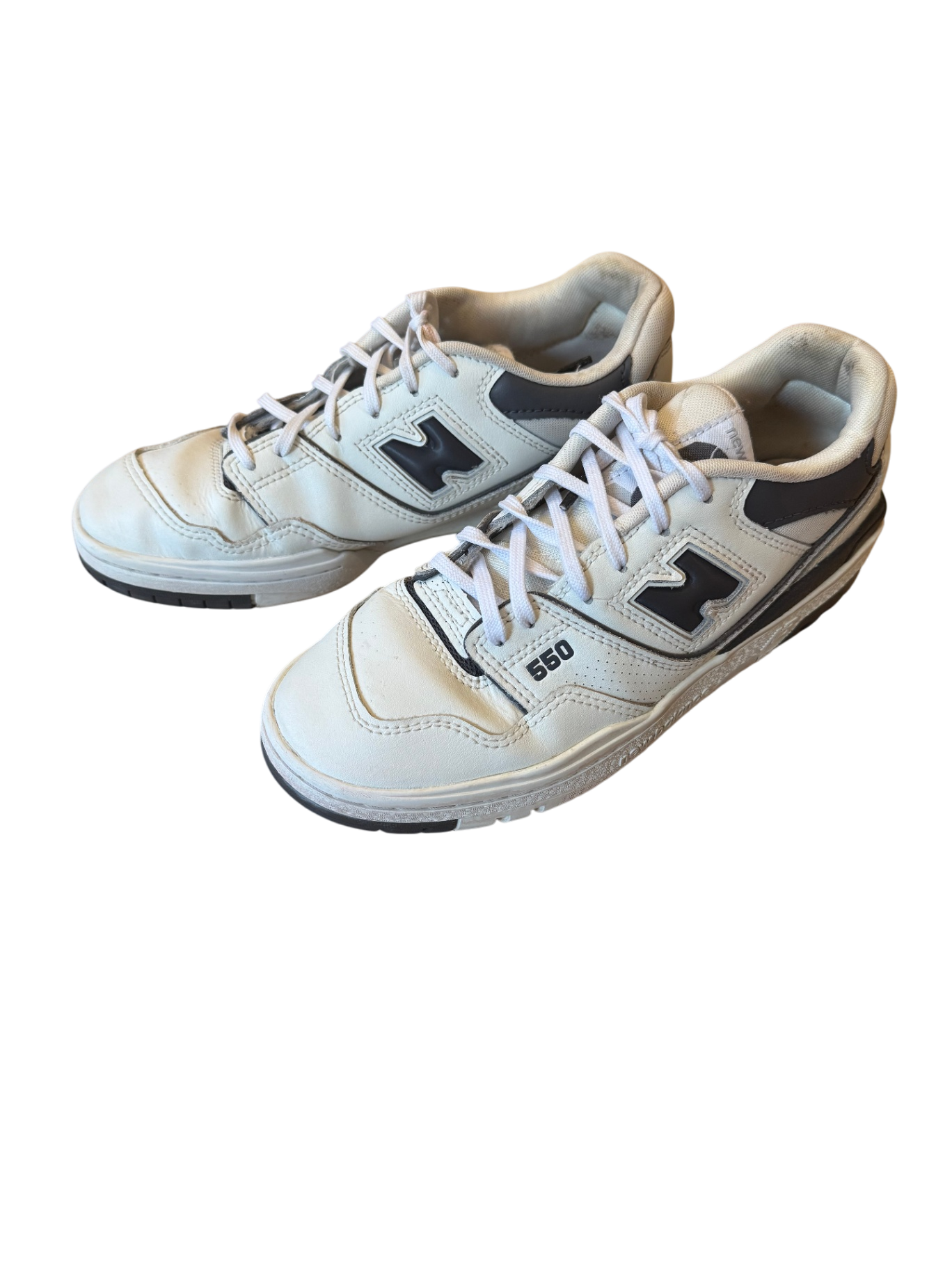 Turnschuhe Weiß mit schwarzen Details Gr.38 | New Balance 550