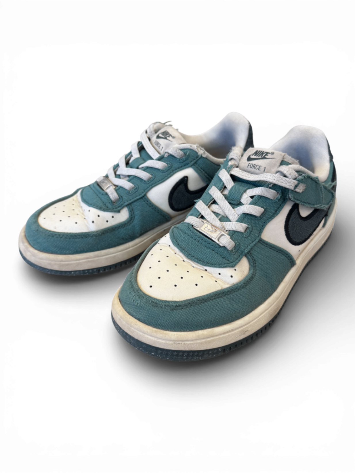 Sneaker Bicoastal Force 1 Low LV8 Gr.33 | Nike