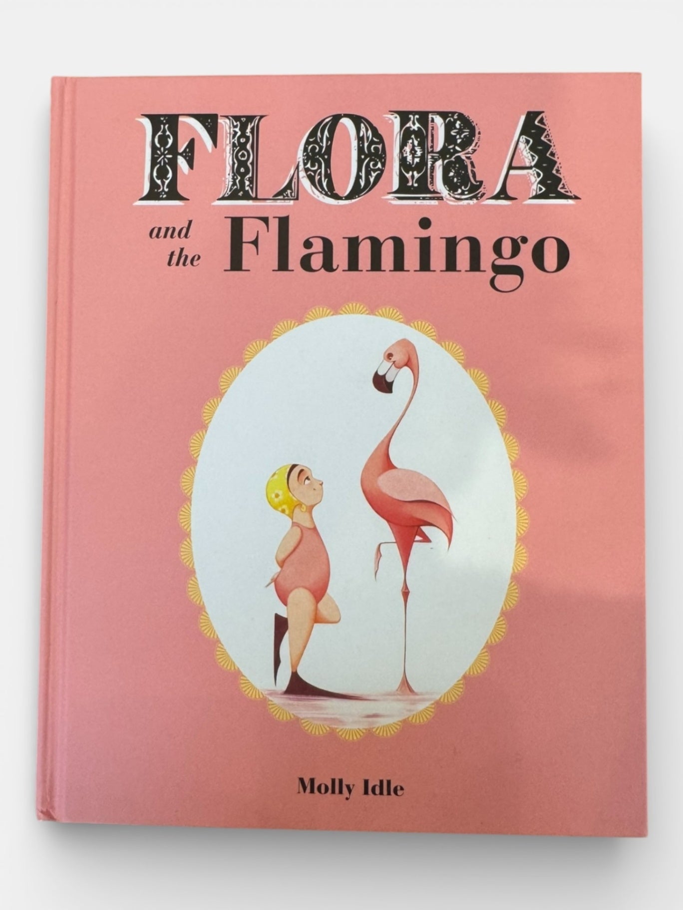 Buch "Flora and the Flamingo" | Chronicle Books
