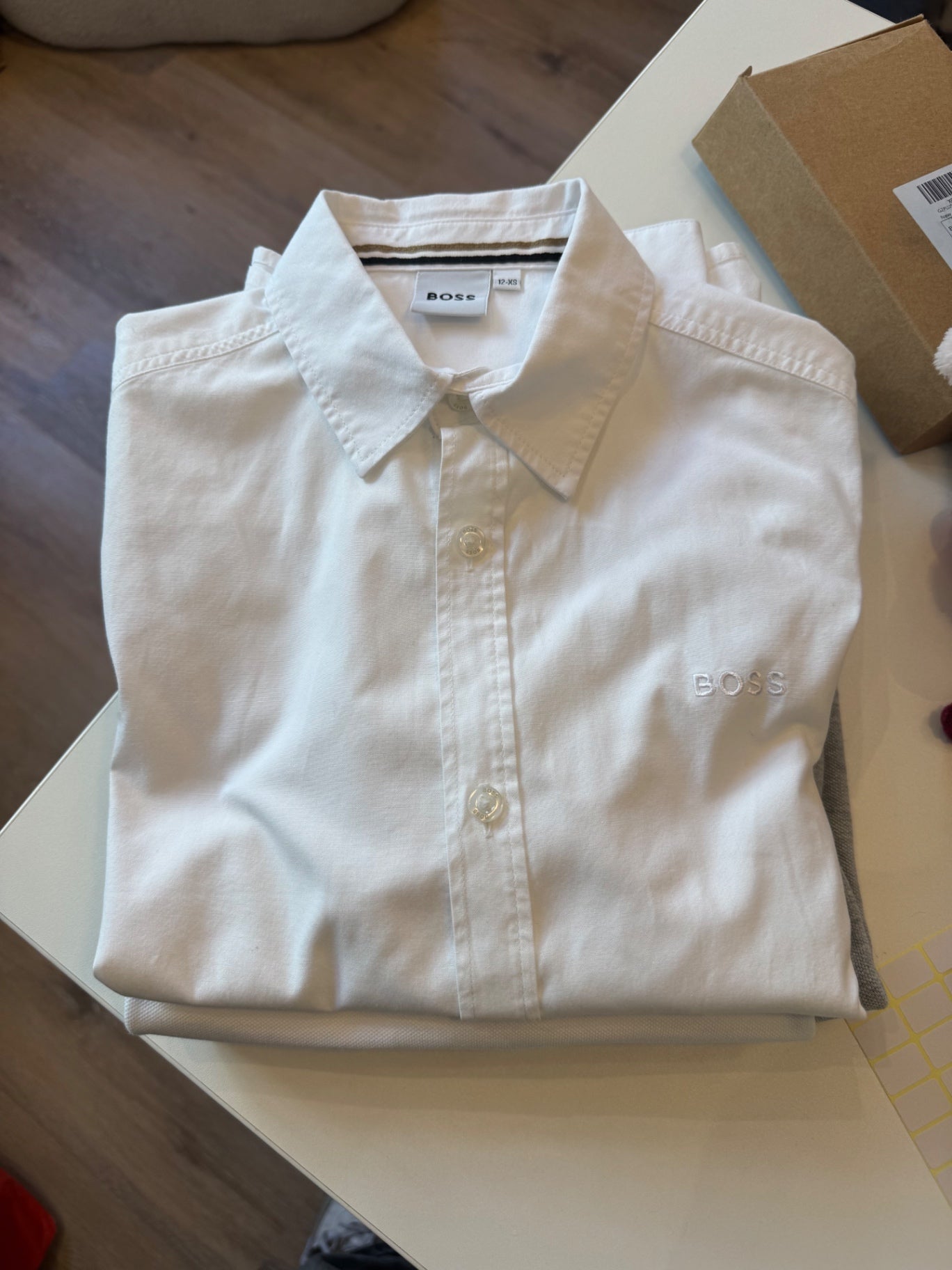 RESERVIERT Hemd Boss Gr.140
