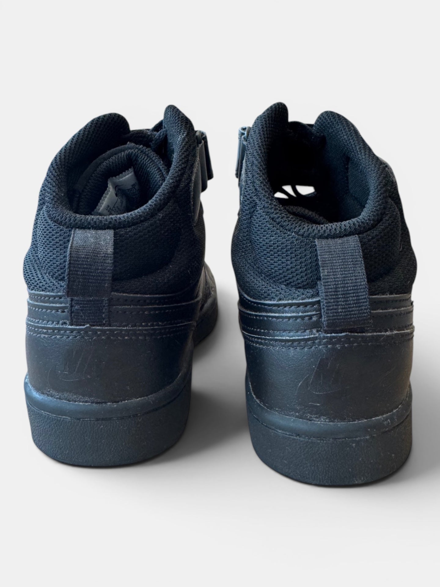 Court Borough Mid 2 Schwarz Gr.37.5 | Nike