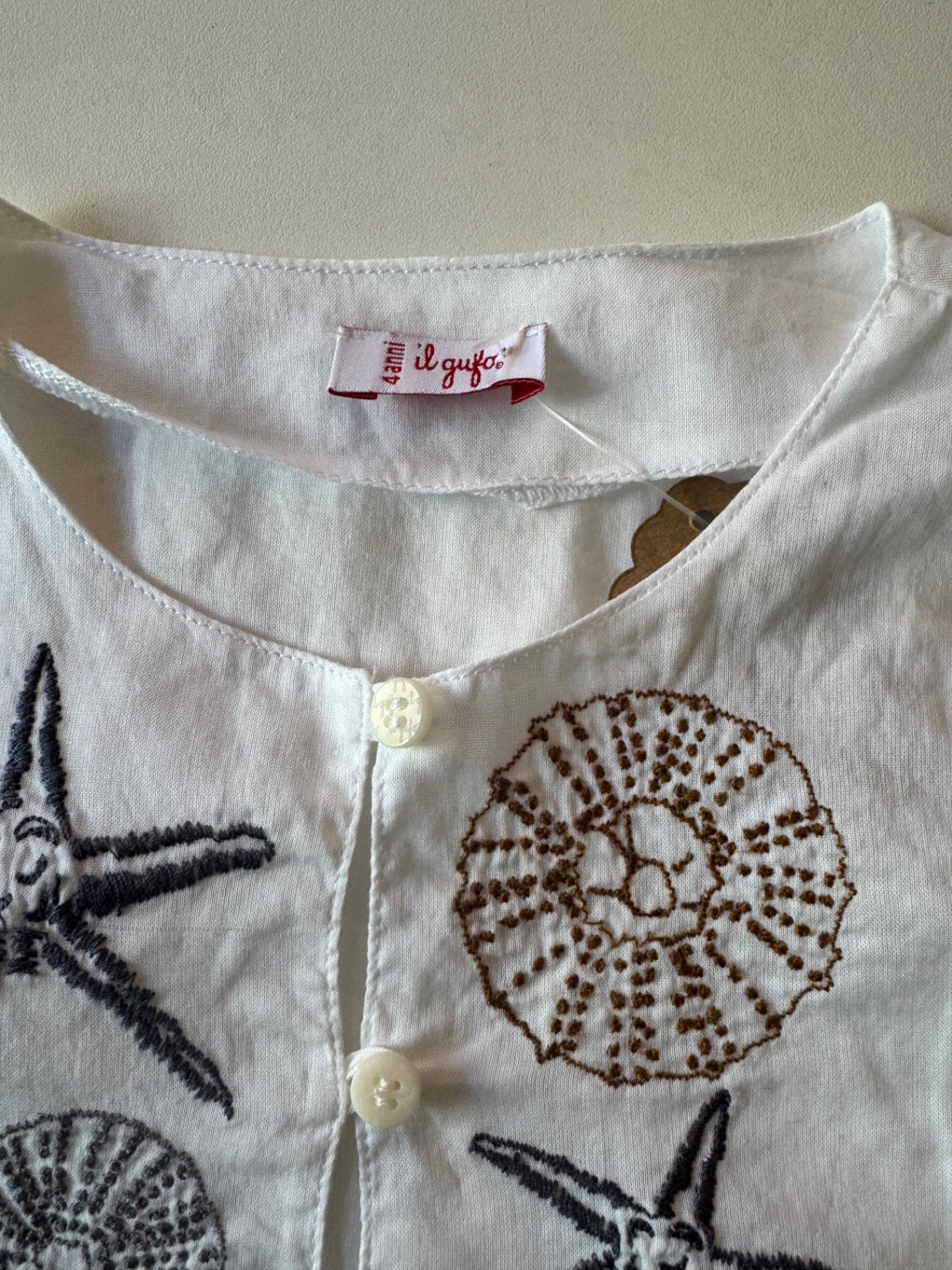 Tunika-Kleid Weiß mit Muschel-Stickerei Gr.104 | Il Gufo