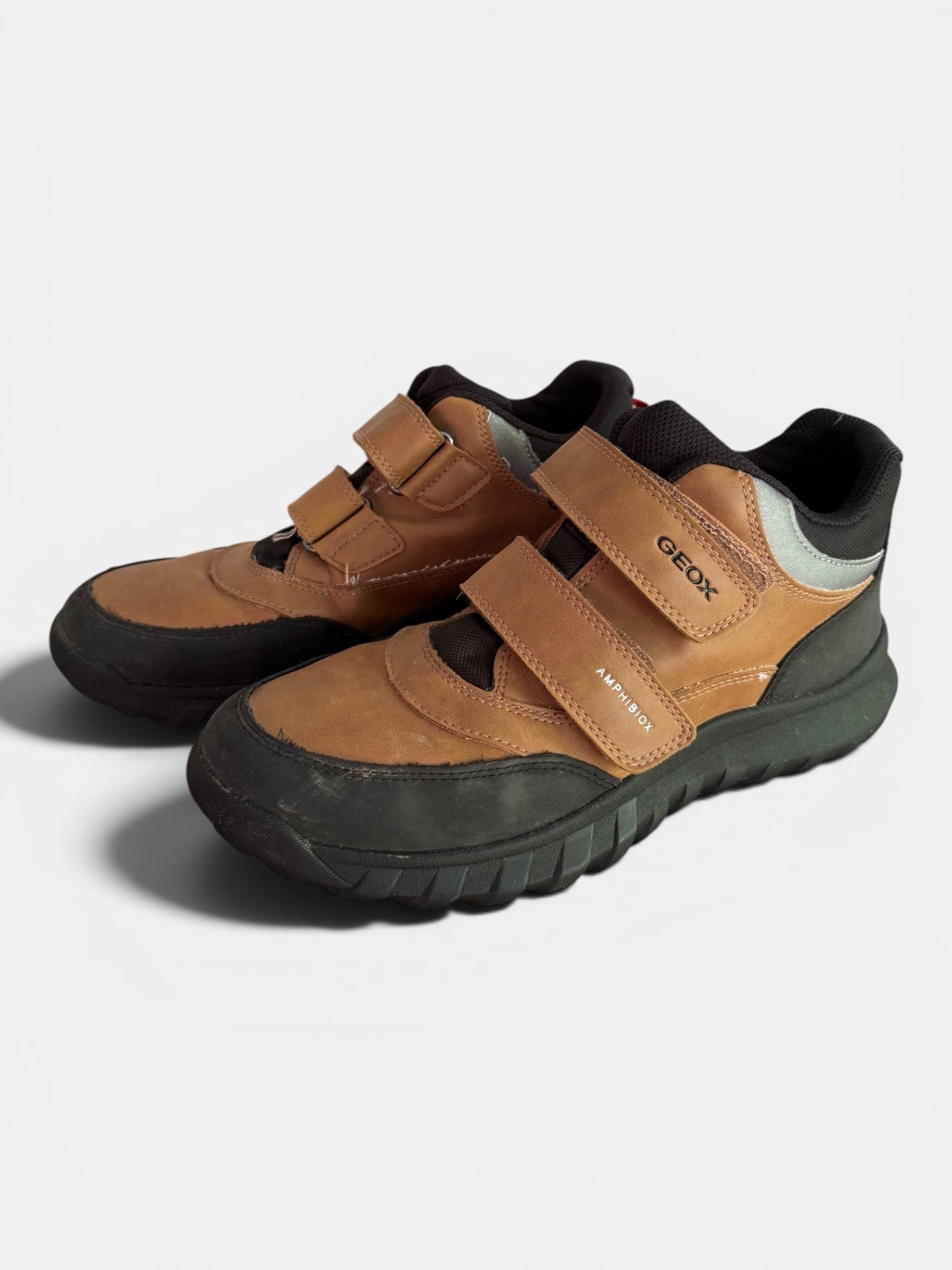 J Simbyos Boy B Abx Cognac/Braun und Schwarz Gr.38 | Geox