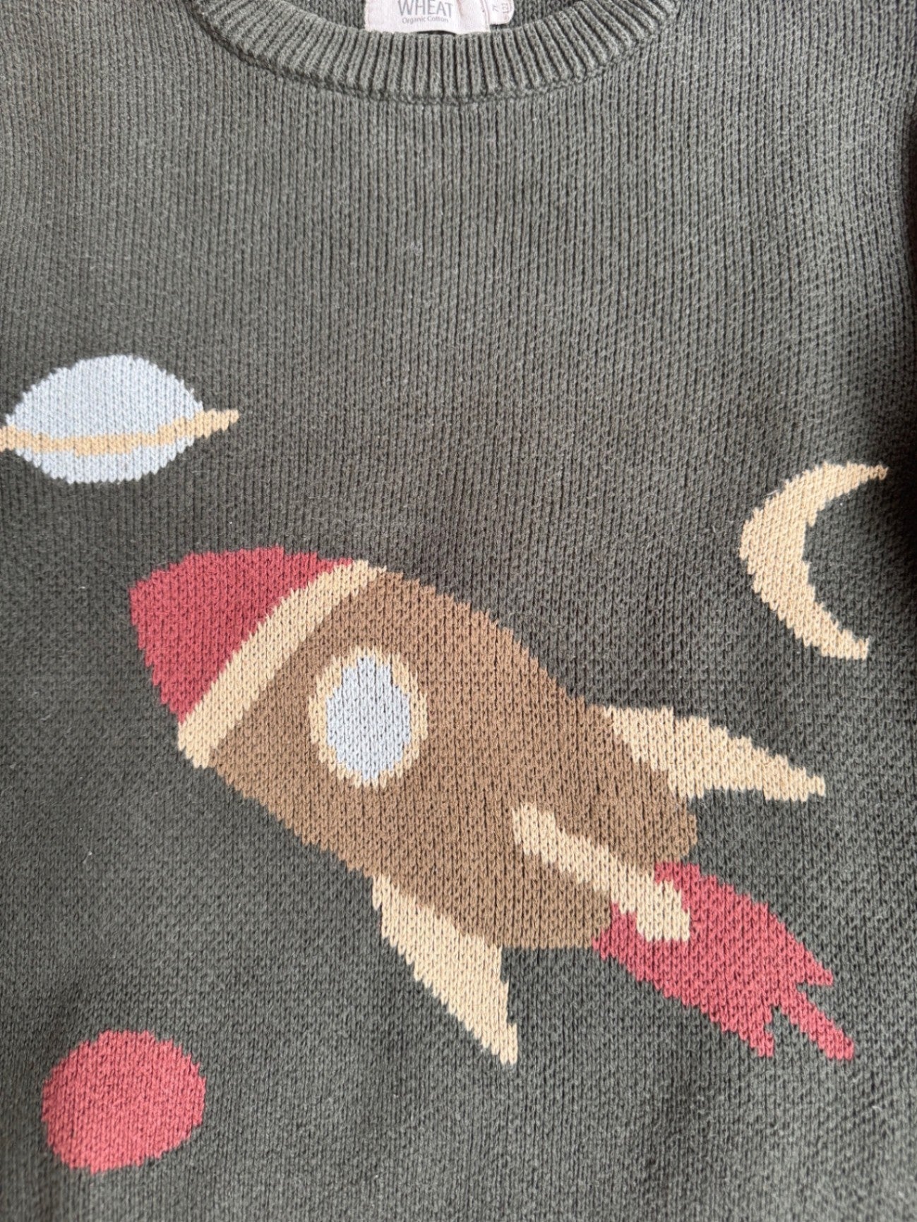 Jaquard-Pullover oliv mit Raketen-Motiv Gr.122 | Wheat