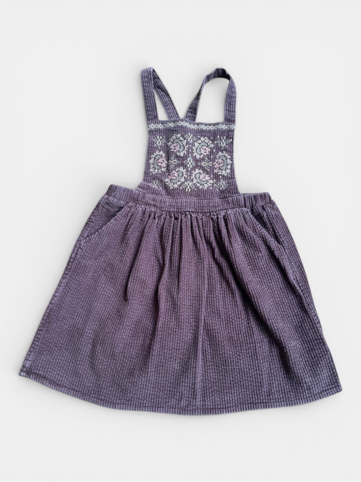 Latzkleid Aubergine Gr.128 | Louise Misha