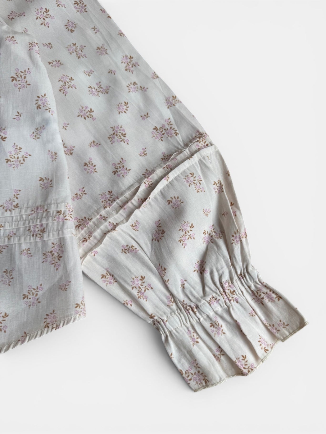 Bluse Creme mit zartem Blumenmuster Gr.128 | Zara