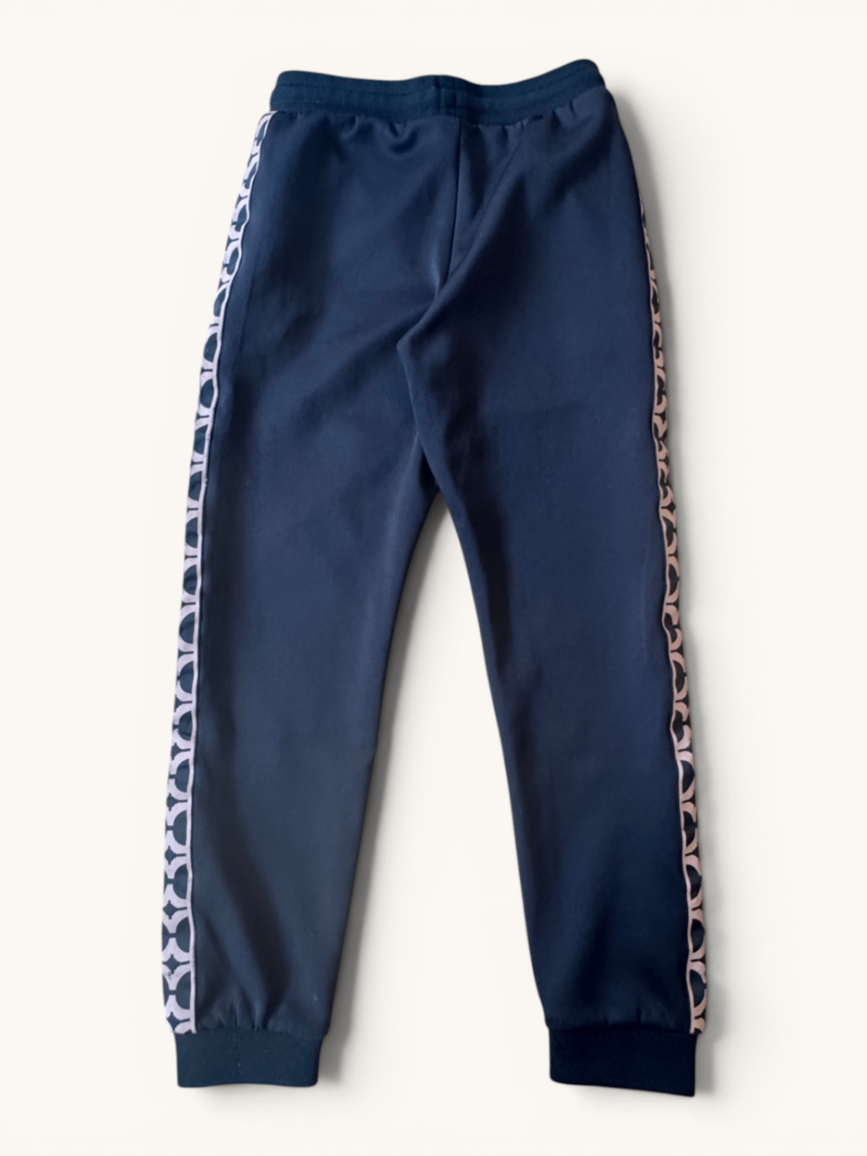 Track Suit – Sweatjacke & Hose mit Rüschen Gr.128cm | Petit Sofie Schnoor