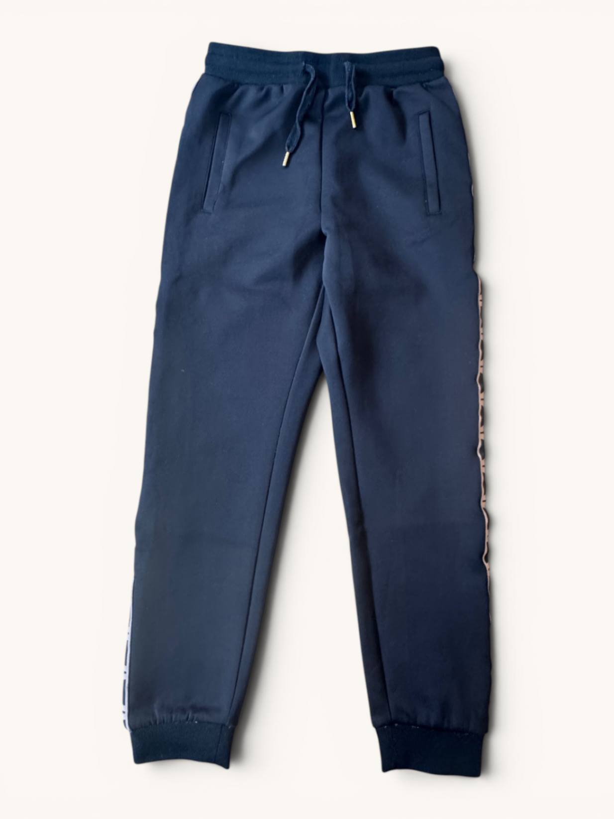 Track Suit – Sweatjacke & Hose mit Rüschen Gr.128cm | Petit Sofie Schnoor