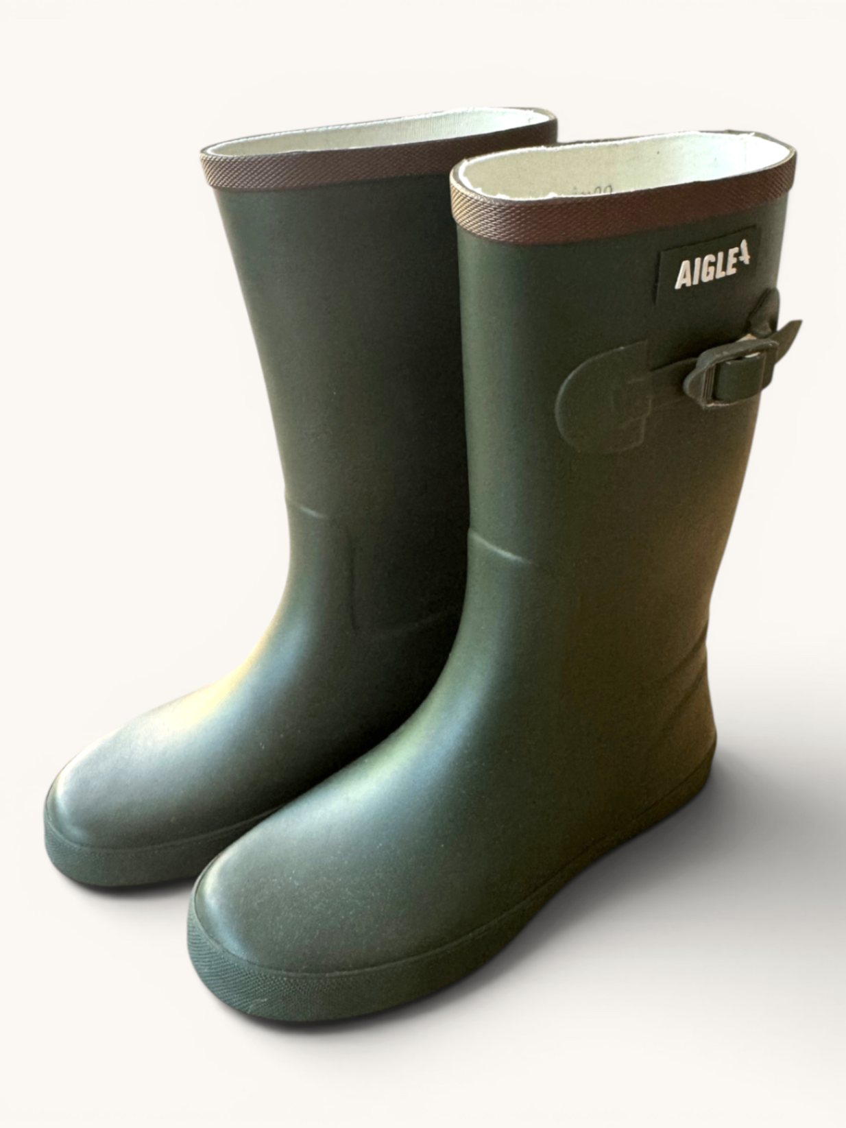 Kinder Gummistiefel Grün – Robuste Regenstiefel mit Schnallen-Detail & Logo Gr.33 | Aigle