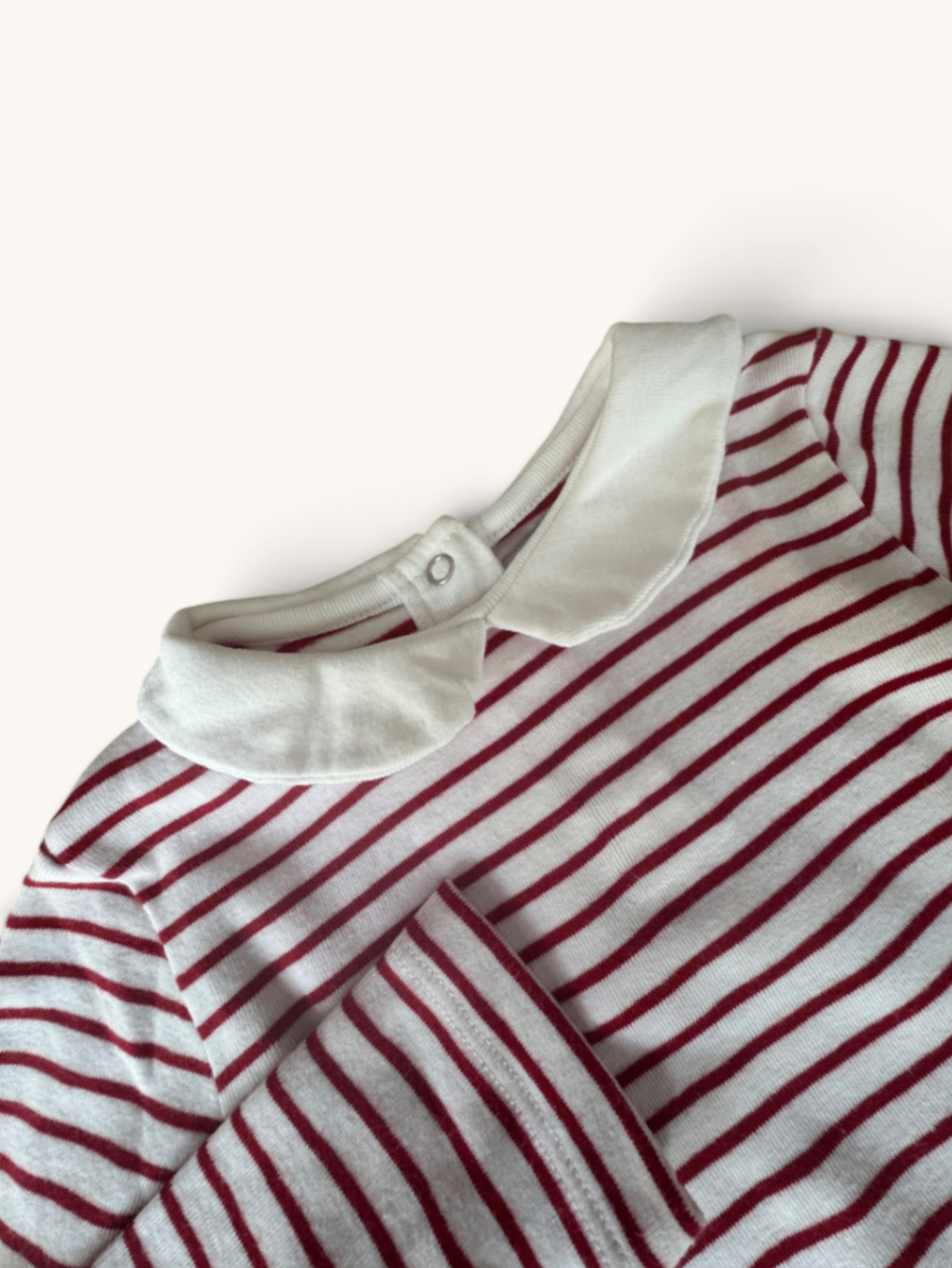 Langarmshirt mit Bubikragen & roten Streifen Gr.4A/102cm | Petit Bateau