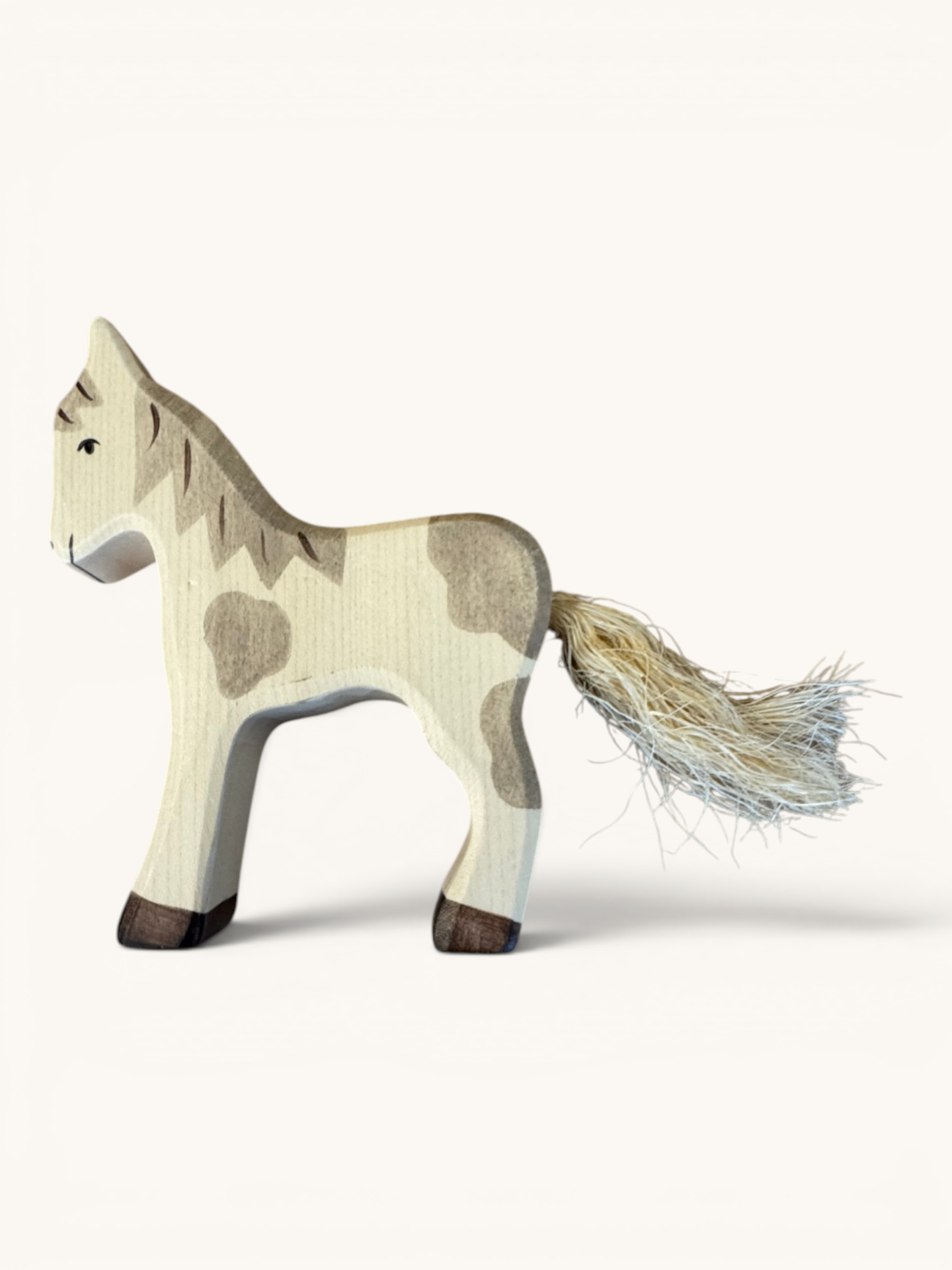 Handgefertigtes Holz-Pferd mit Kordelmähne & -schweif | Holztiger