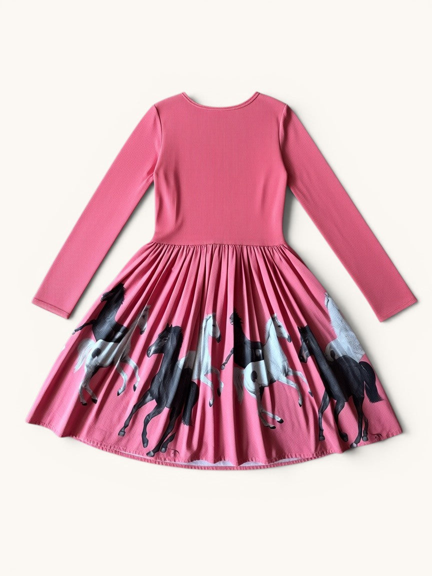 Langarmkleid mit Wildpferde-Print Gr.110/116 | Molo