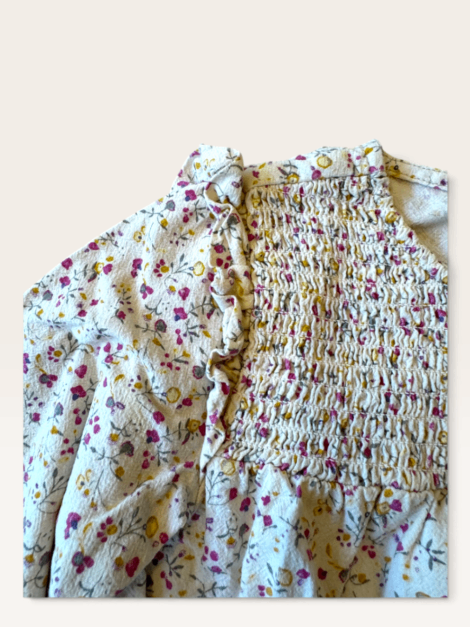 Kinder-Bluse mit floralem Muster & Smock-Details Gr.116 | name it
