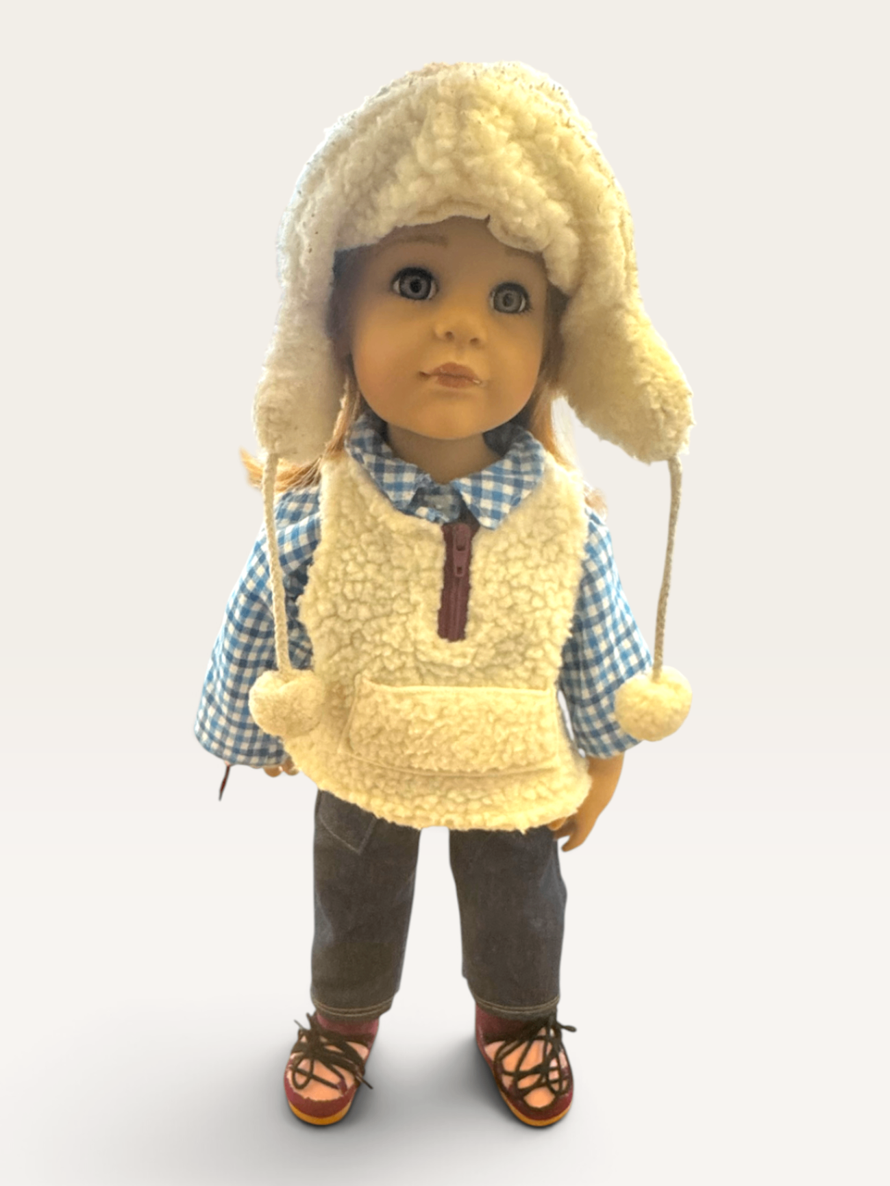 Stehpuppe „Hannah“ (50 cm) mit rotem Haar & Winter-Outfit Gr.50cm | Götz