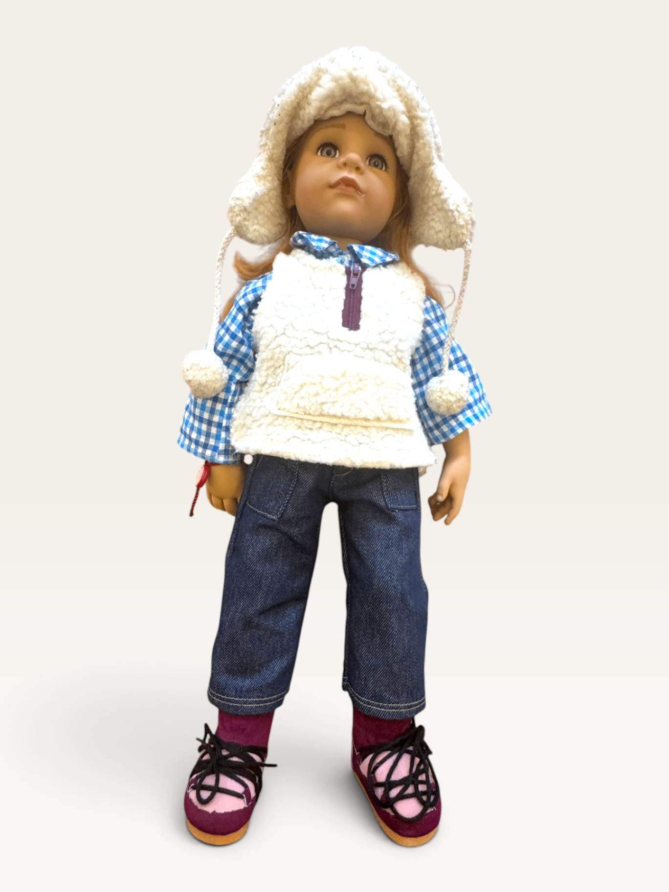 Stehpuppe „Hannah“ (50 cm) mit rotem Haar & Winter-Outfit Gr.50cm | Götz