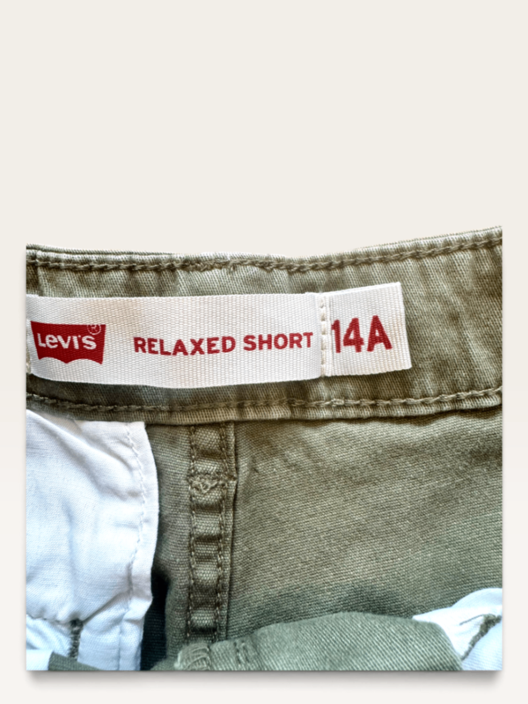 Olivgrüne Cargo Shorts – Lässiger Relaxed Fit Gr.14A | Levi's