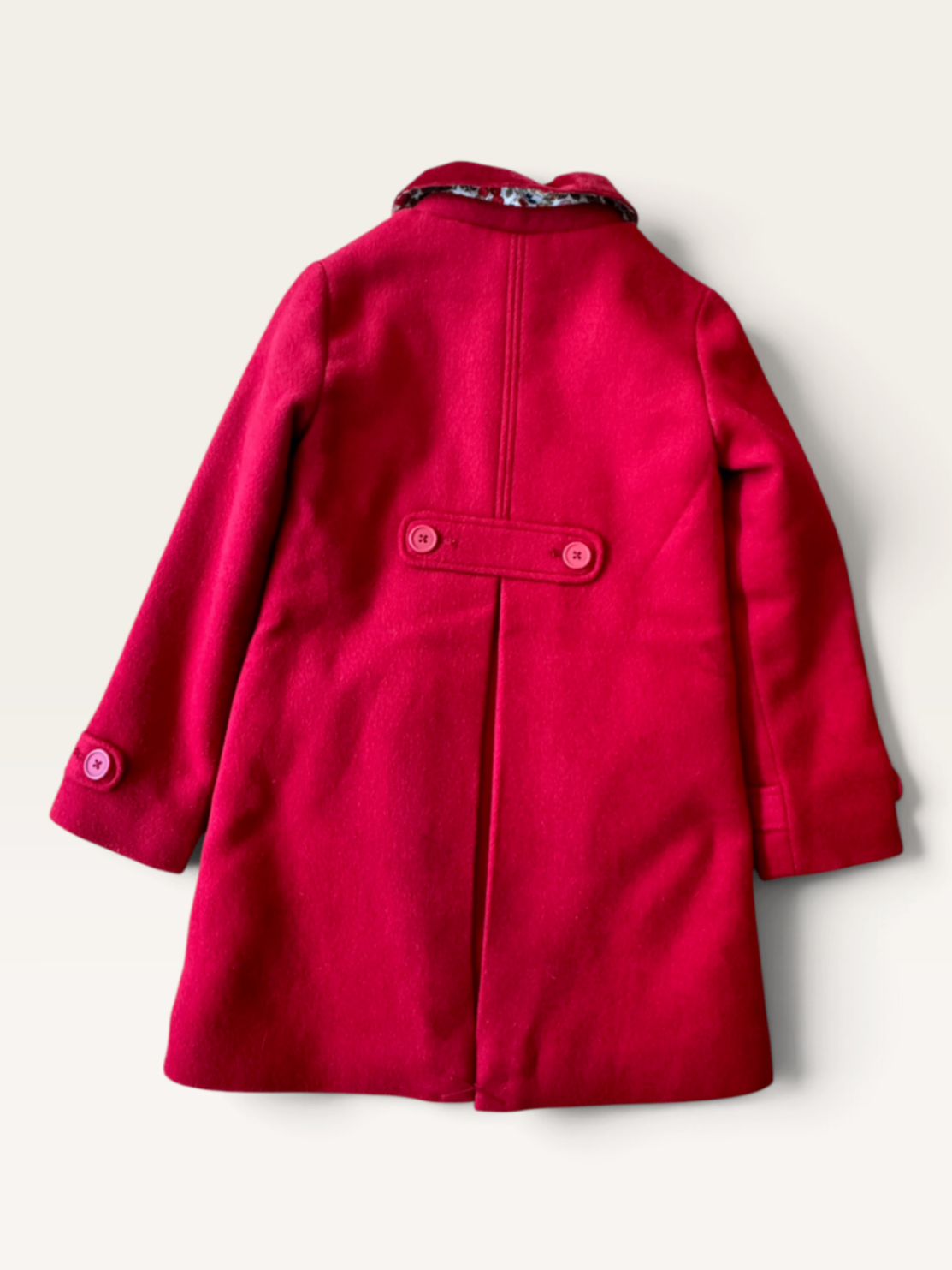 Roter Wollmantel mit Stickereien Gr.134 | Boden