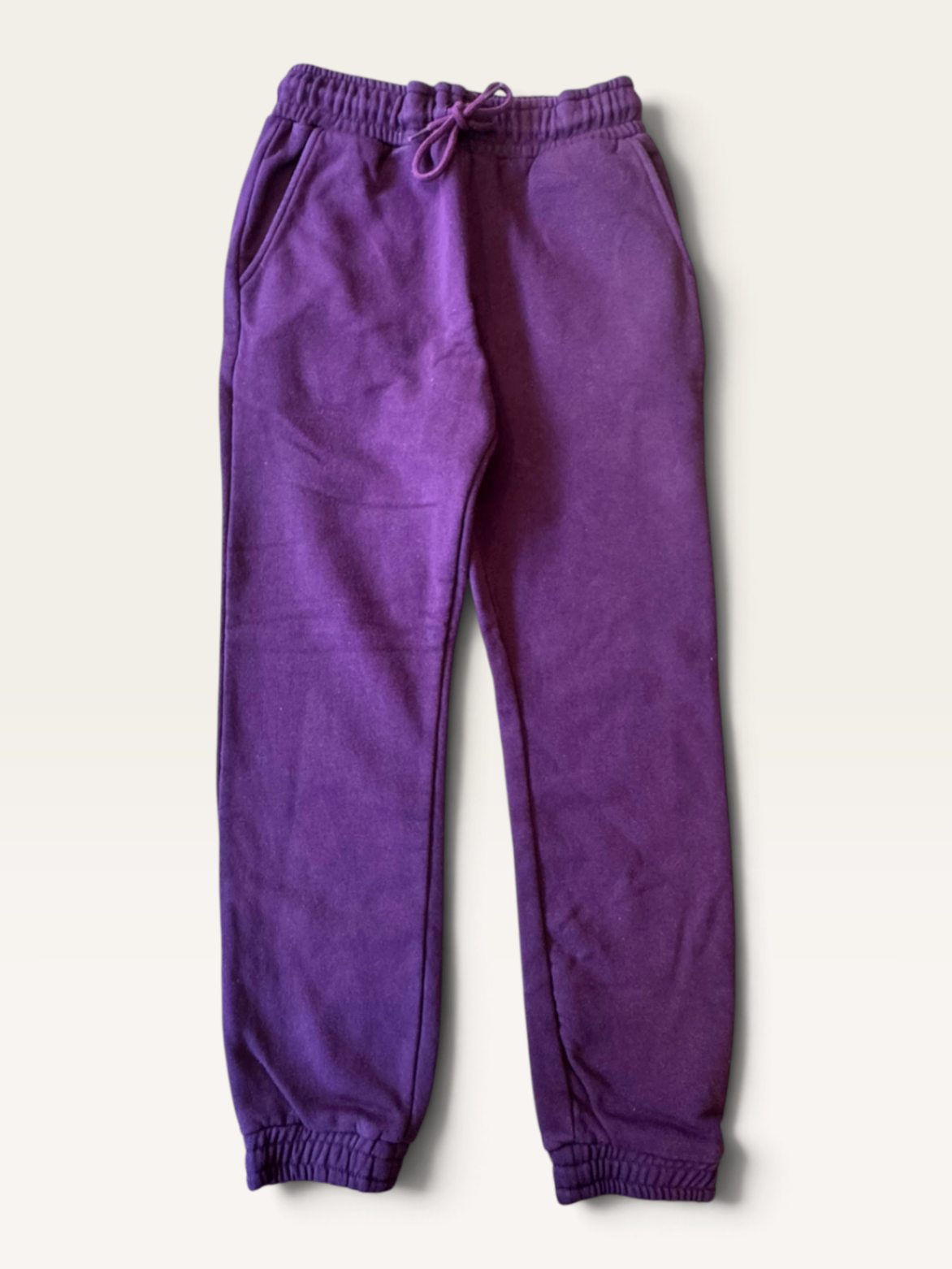 Kinder-Sweatpants / Jogginghose in Violett Gr.140 | THE NEW