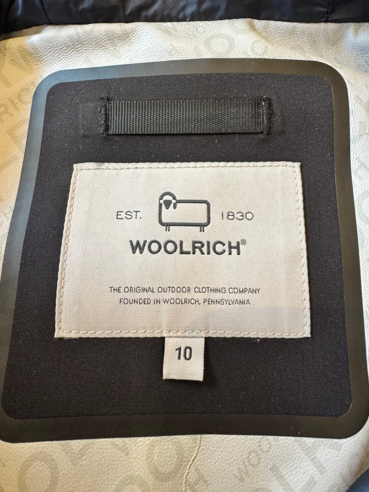 Steppjacke Leichtdaunenjacke Dunkelblau mit Kapuze Gr.10 | Woolrich