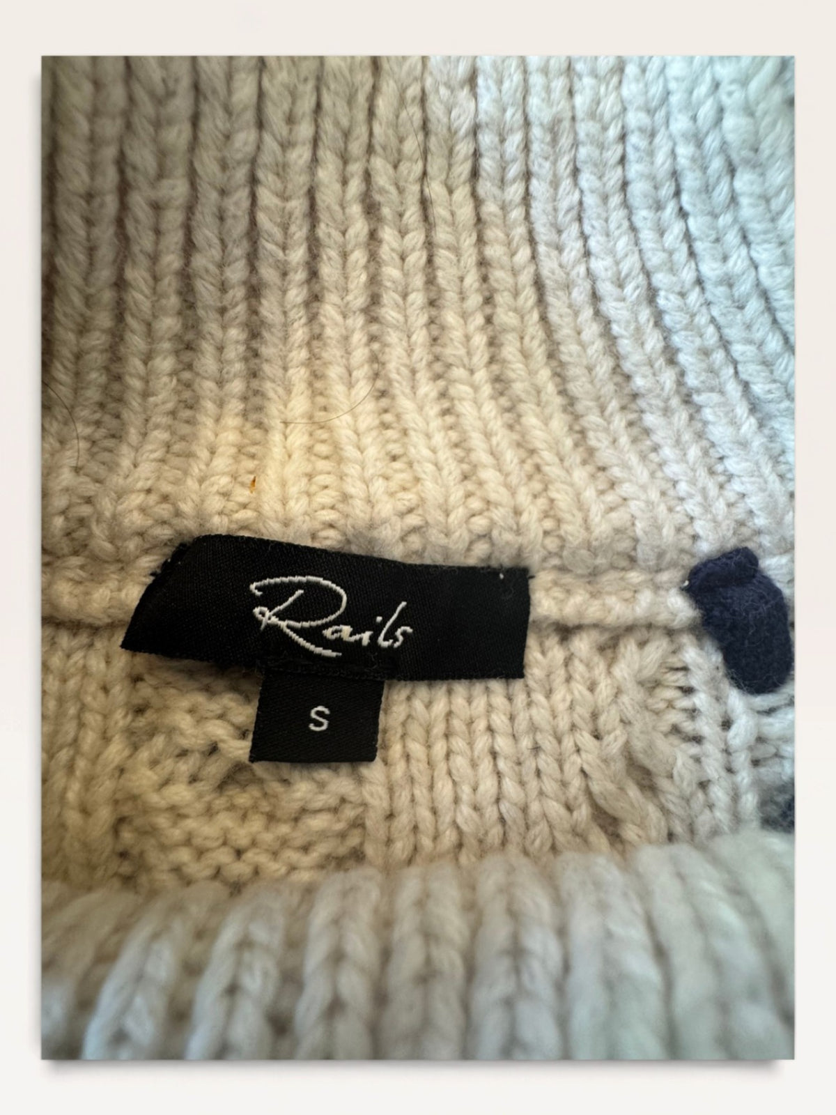 Rails Strickpullover Kurzarm Beige mit Zopfmuster & Stickerei – Gr. S Gr.164 / S | Rails