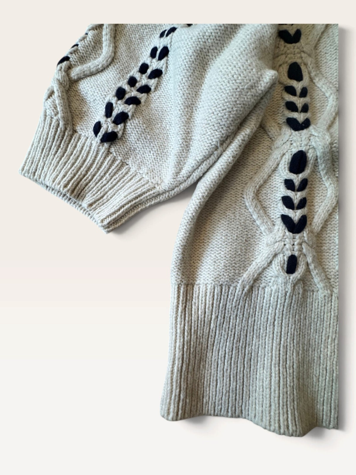 Rails Strickpullover Kurzarm Beige mit Zopfmuster & Stickerei – Gr. S Gr.164 / S | Rails
